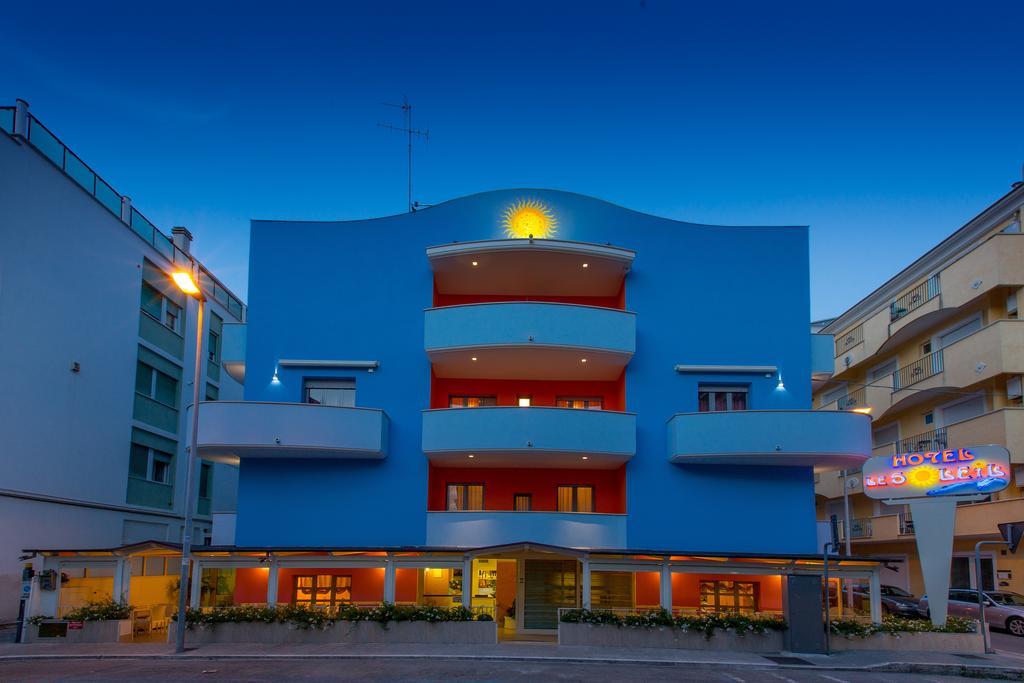 Hotel Le Soleil Сан-Бенедетто-дель-Тронто Екстер'єр фото
