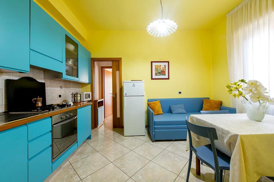 Hotel Le Soleil Сан-Бенедетто-дель-Тронто Екстер'єр фото