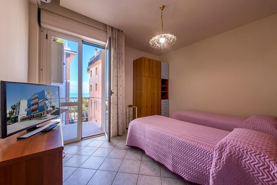 Hotel Le Soleil Сан-Бенедетто-дель-Тронто Екстер'єр фото